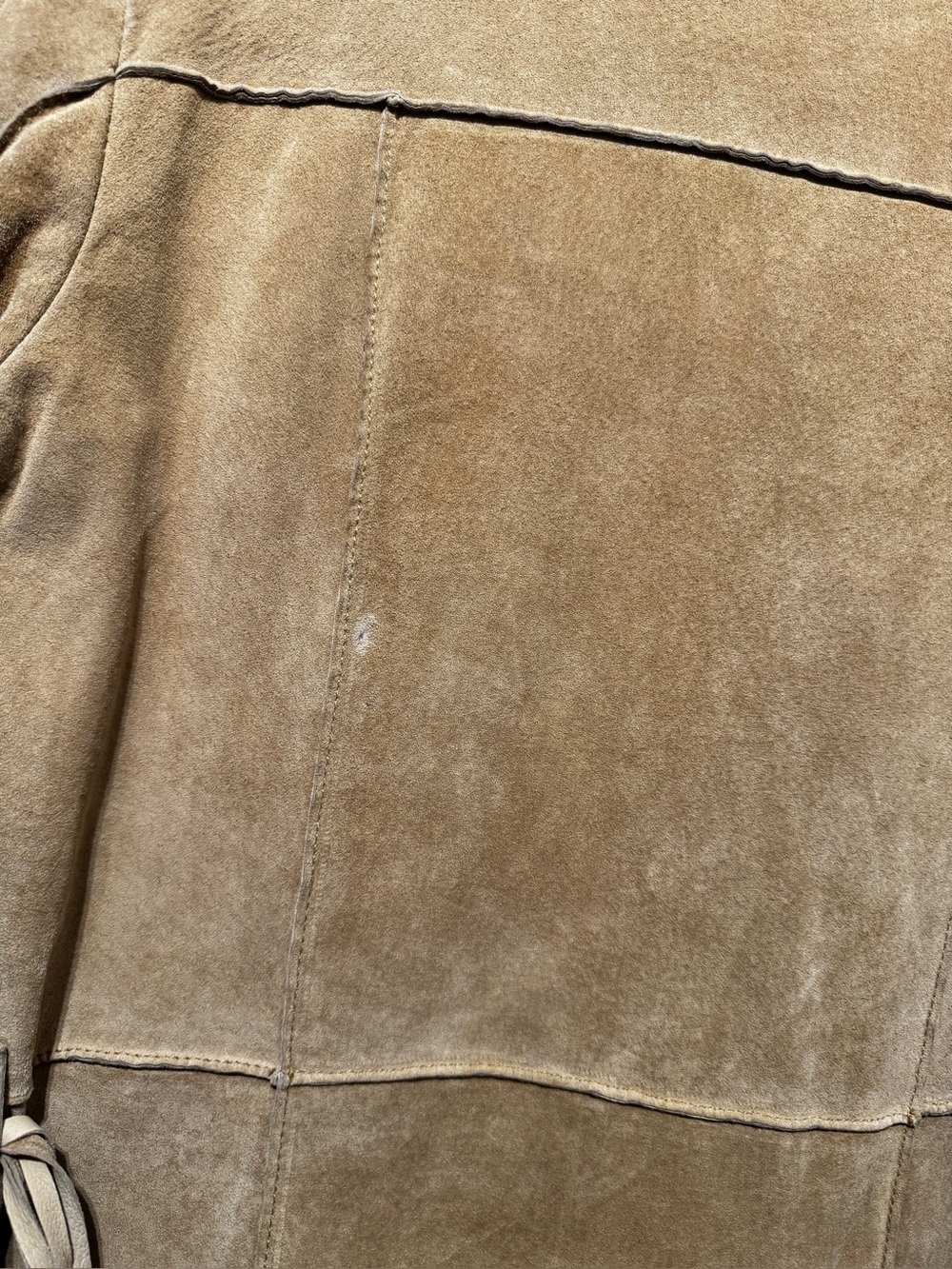 ARDEN B- TAN SUEDE
BELTED TRENCH JACKET
Vintage Y2K Western Size
MEDIUM - Picture 9 of 9